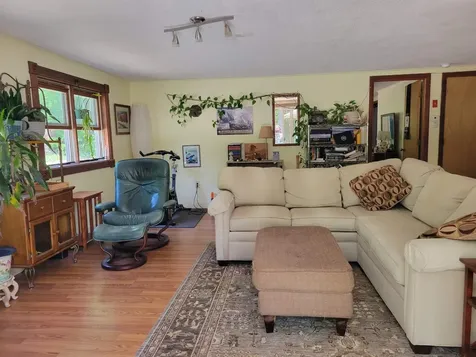 49 Tabor Circle Albany NH 03818