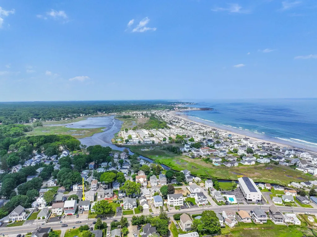 520 Winnacunnet Road Hampton NH 03842