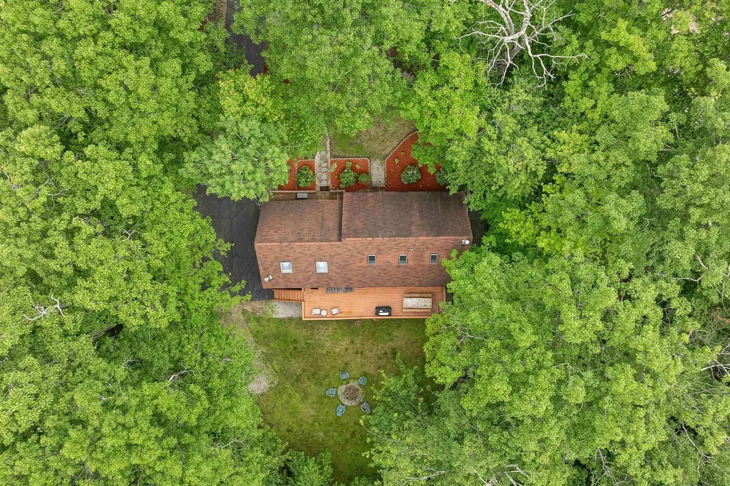 262 Beechnut Drive Conway NH 03860