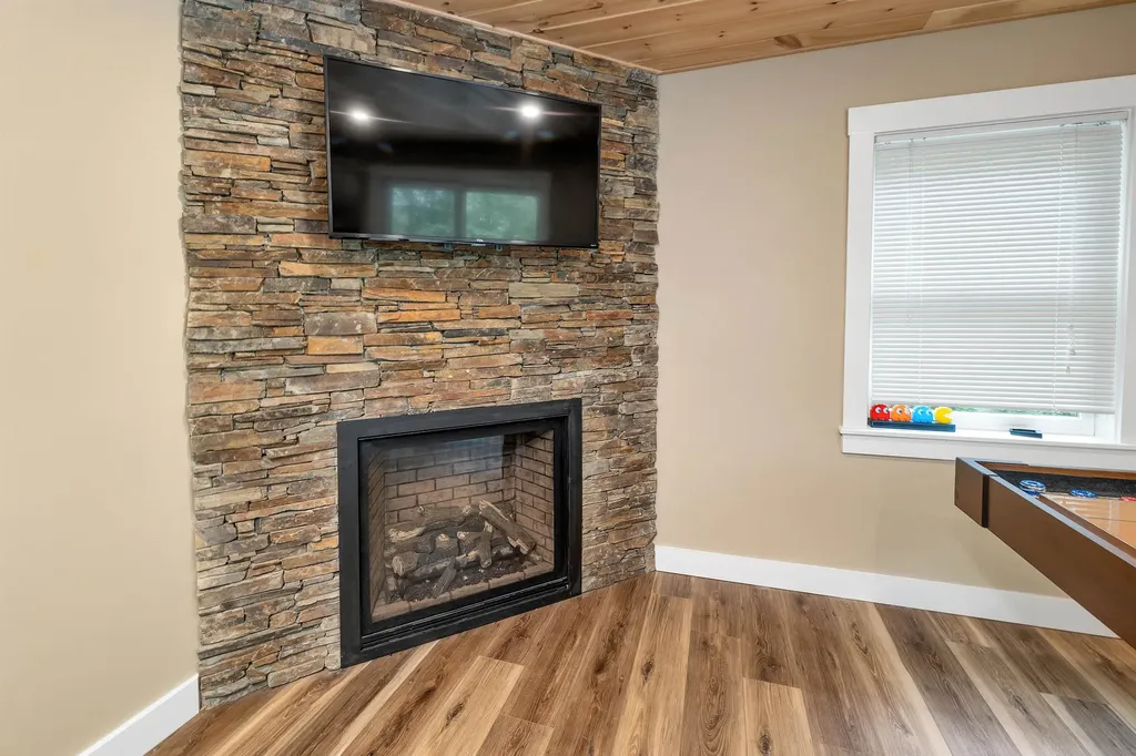 262 Beechnut Drive Conway NH 03860