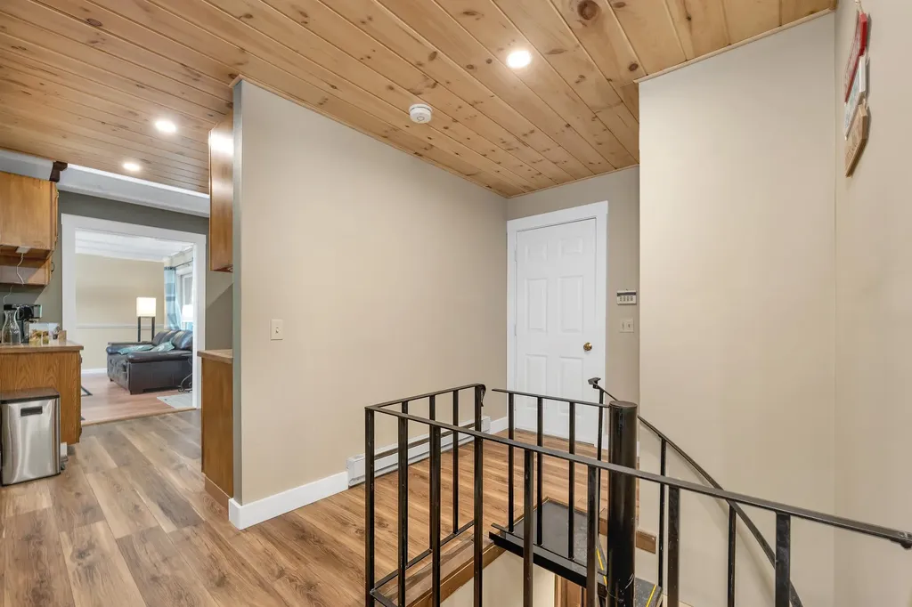 262 Beechnut Drive Conway NH 03860