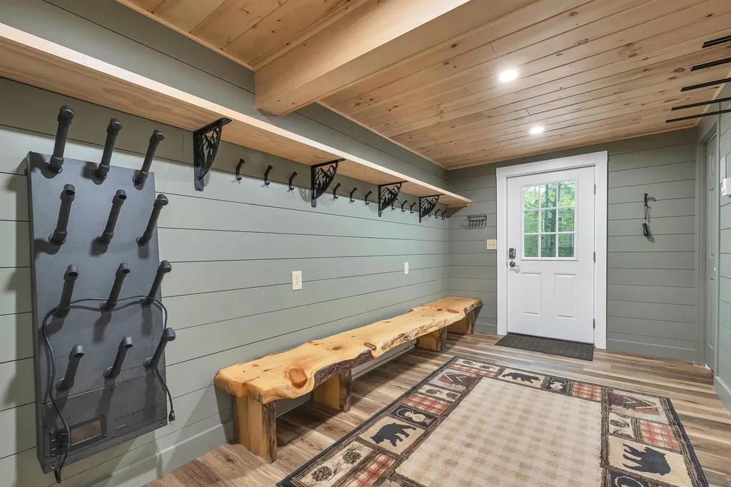 262 Beechnut Drive Conway NH 03860