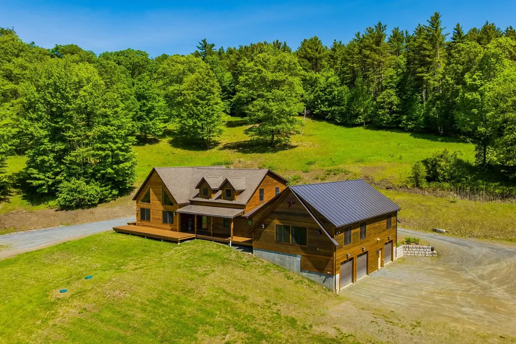 365 Mason Road Hartford VT 05001