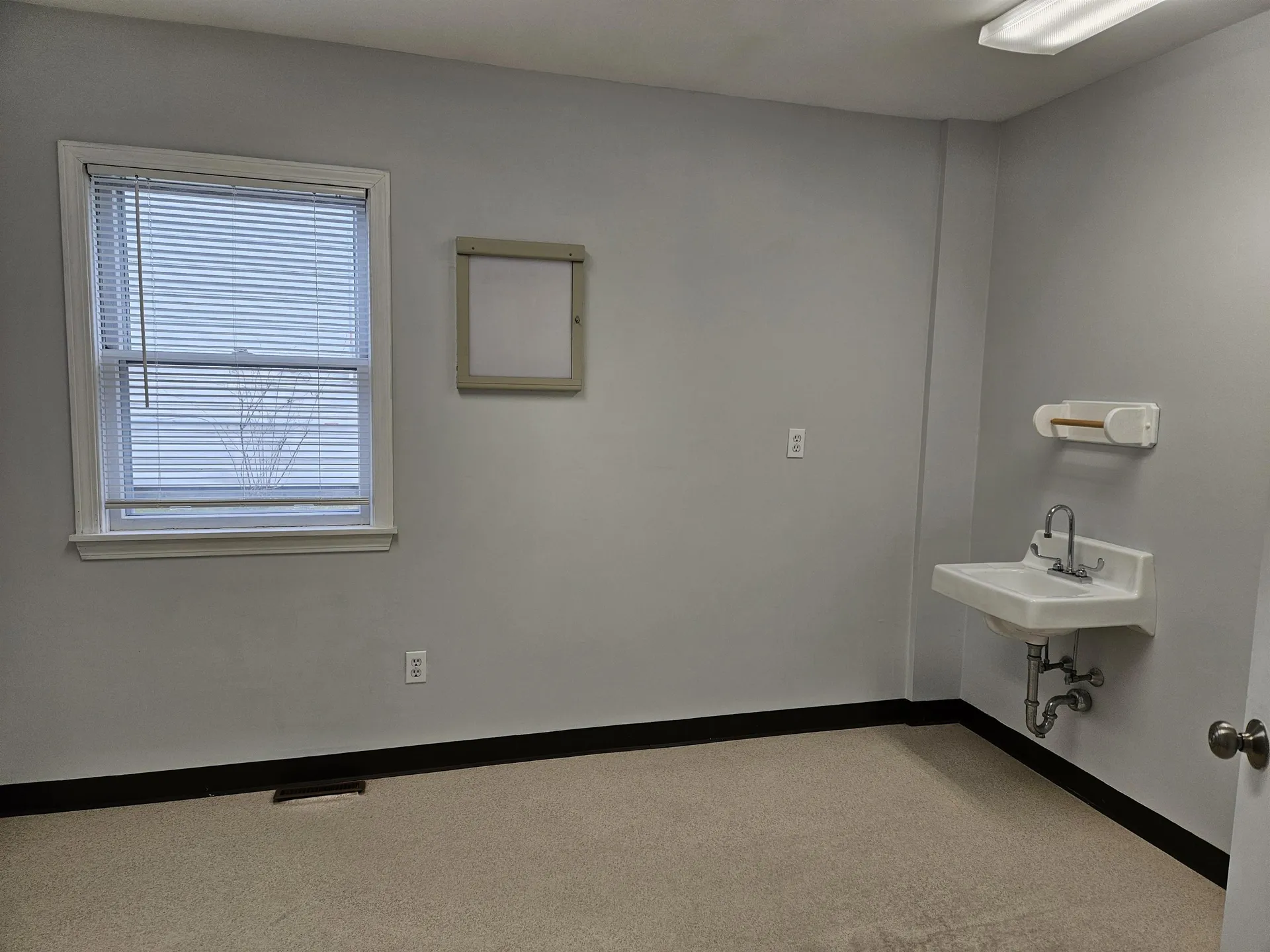 49 Birch Street Derry NH 03038