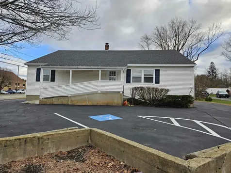 49 Birch Street Derry NH 03038