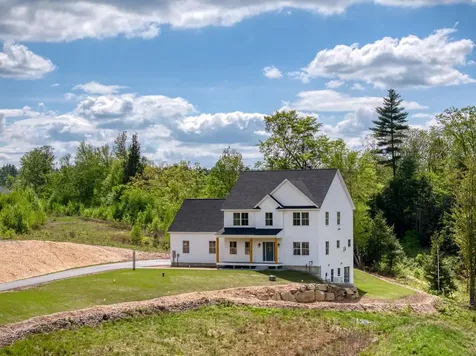 19 Hilltop Lane Dunbarton NH 03046