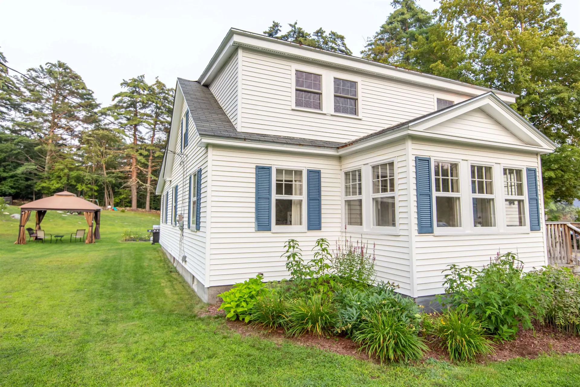 83 Tamworth Road Tamworth NH 03886