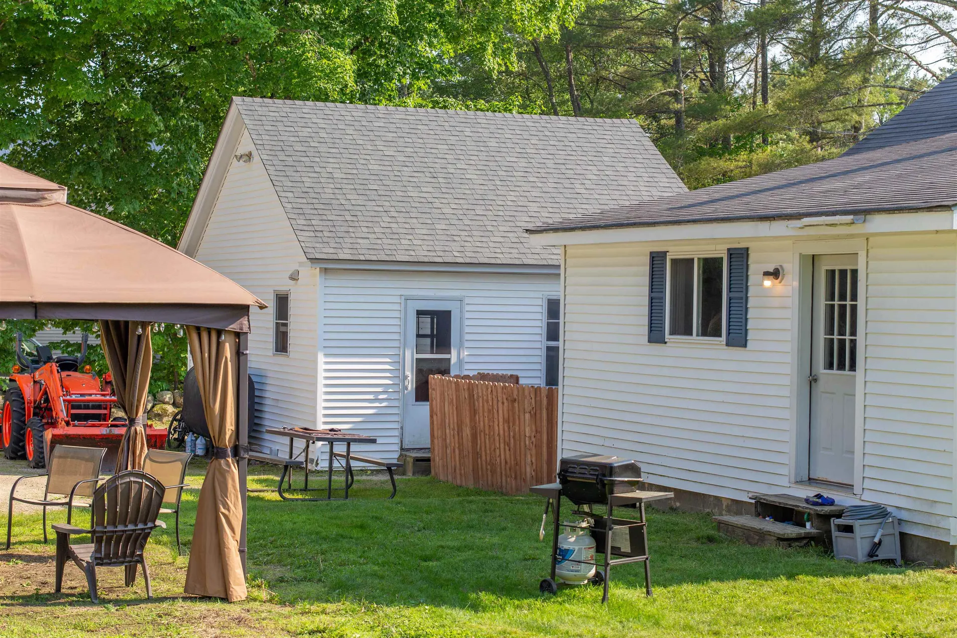 83 Tamworth Road Tamworth NH 03886