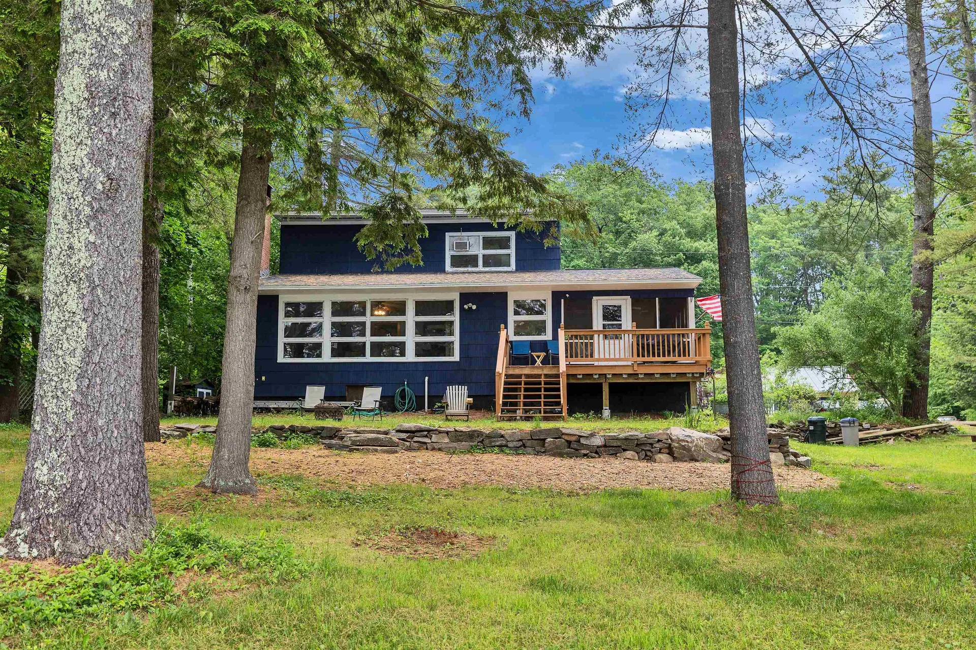 17 Karen Road Dunbarton NH 03046