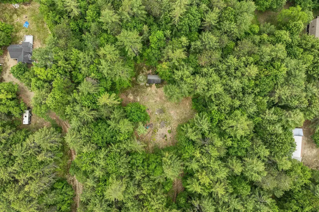 111 Green Mountain Road Effingham NH 03882