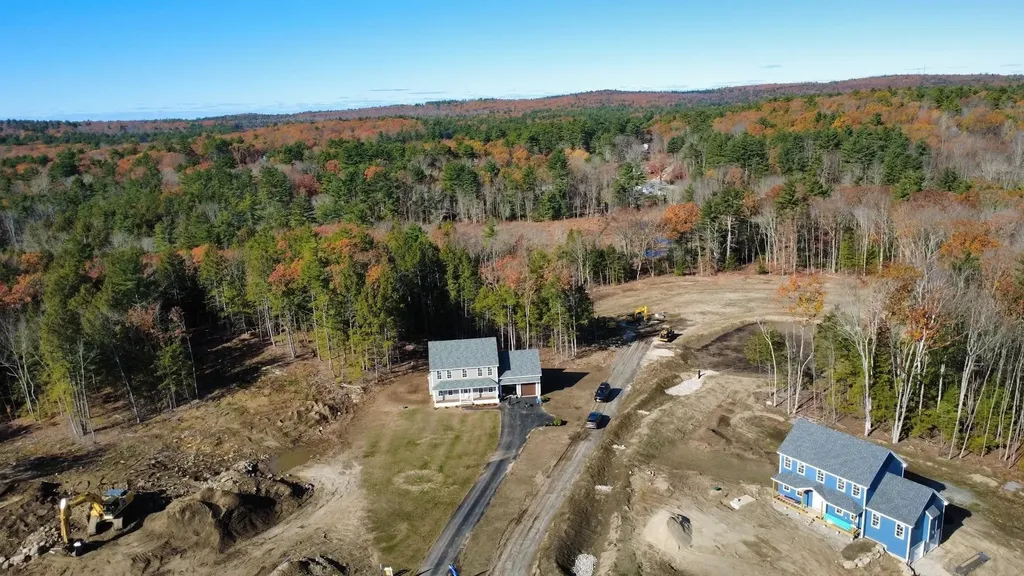 31 Blaisdell Court Raymond NH 03077