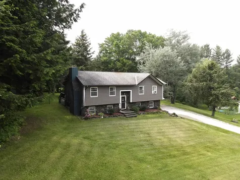 232 Meadow Lane West Rutland VT 05777