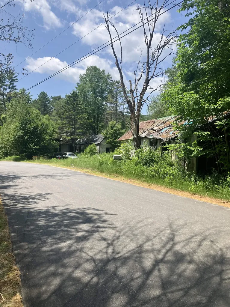 407 River Road Acworth NH 03601