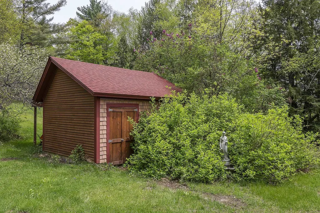 3361 County Road Windsor VT 05089