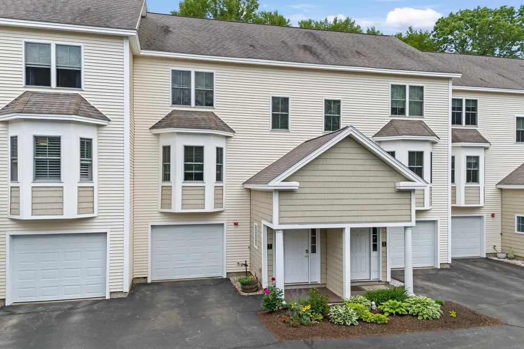 243 Drakeside Road Hampton NH 03842