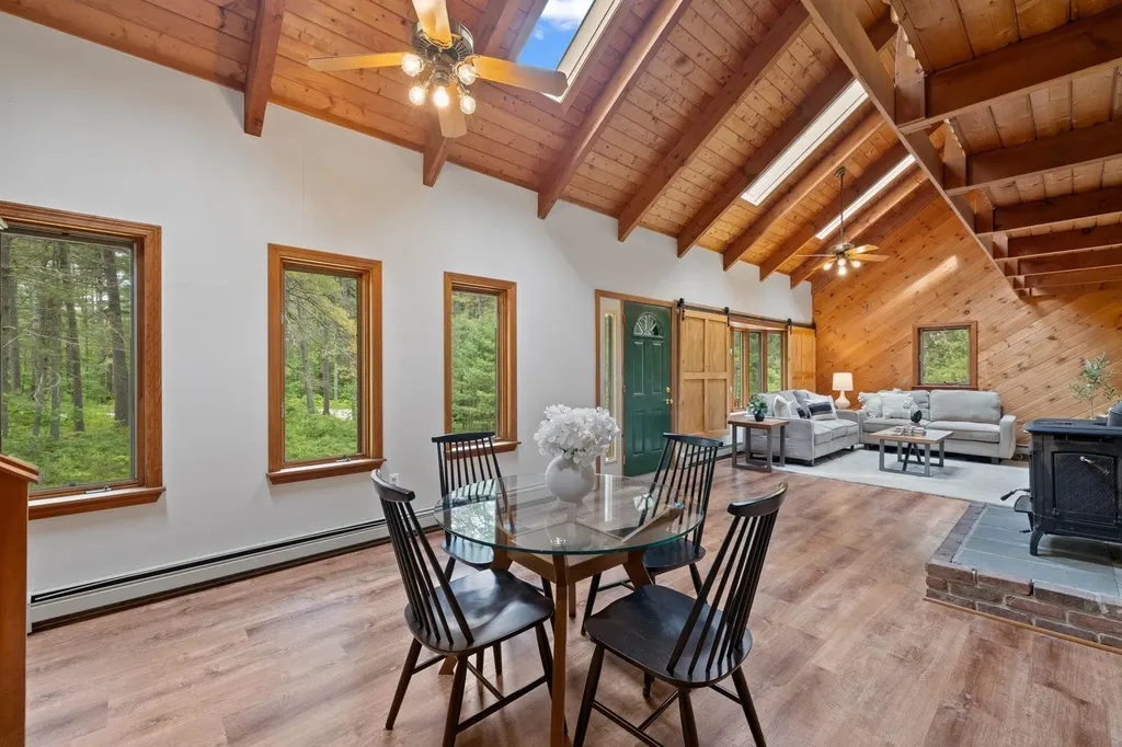 26 Old Mill Road Ossipee NH 03890