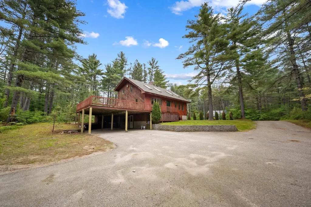 26 Old Mill Road Ossipee NH 03890