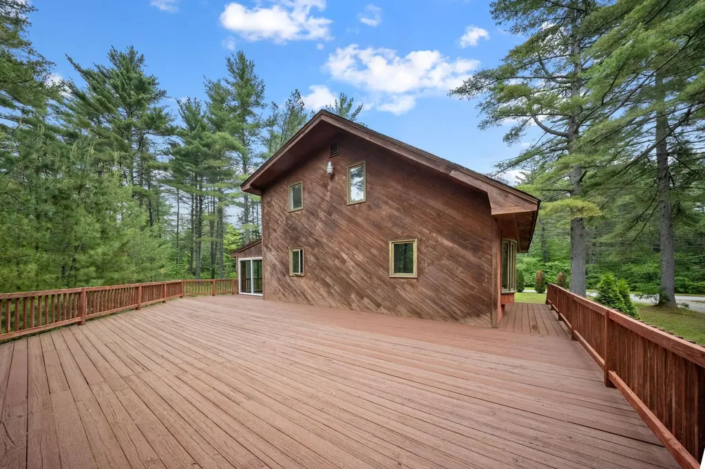 26 Old Mill Road Ossipee NH 03890