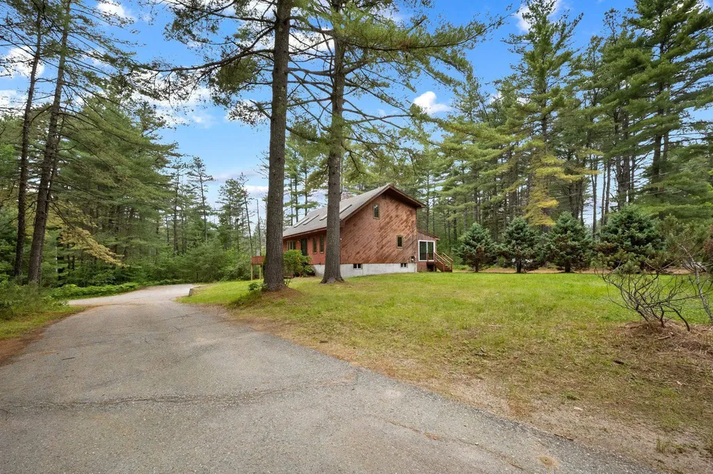 26 Old Mill Road Ossipee NH 03890