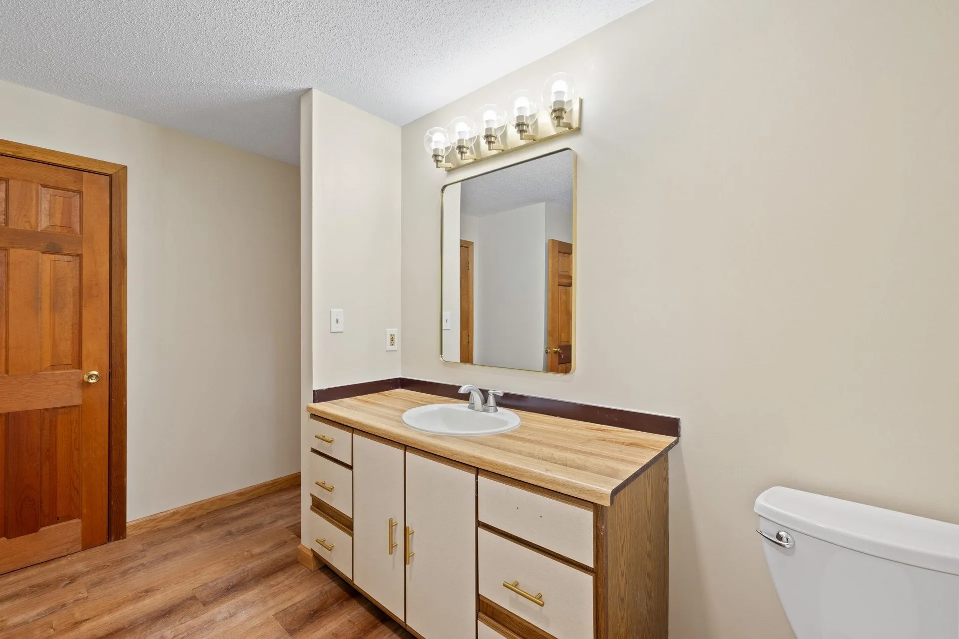 26 Old Mill Road Ossipee NH 03890