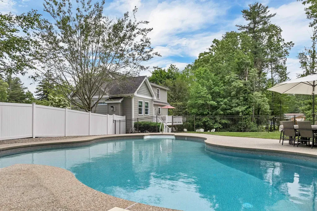 3 Wright Lane Exeter NH 03833