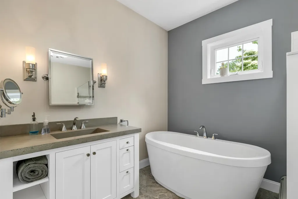 3 Wright Lane Exeter NH 03833