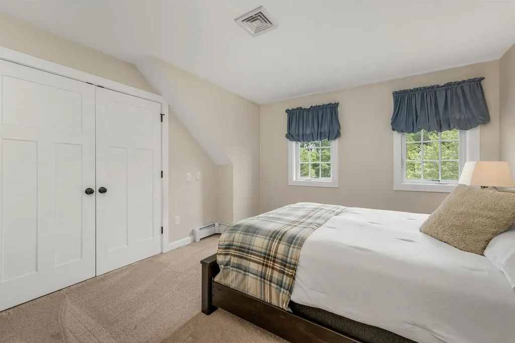 3 Wright Lane Exeter NH 03833