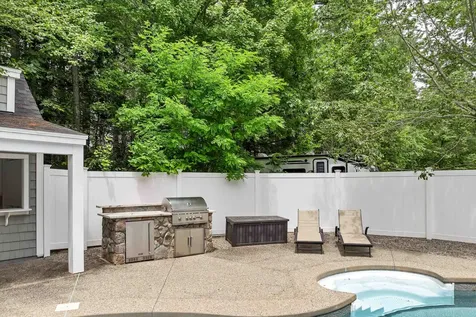 3 Wright Lane Exeter NH 03833