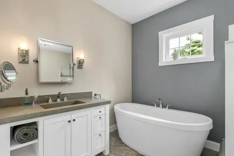 3 Wright Lane Exeter NH 03833