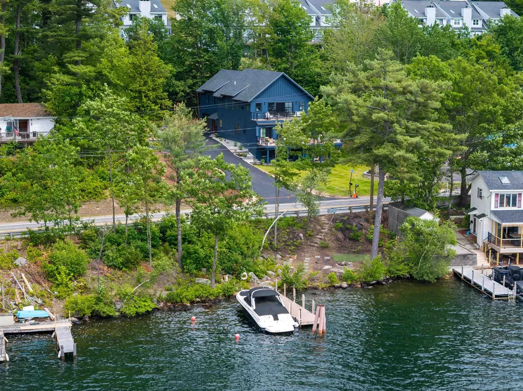 5 Michaels Way Laconia NH 03246