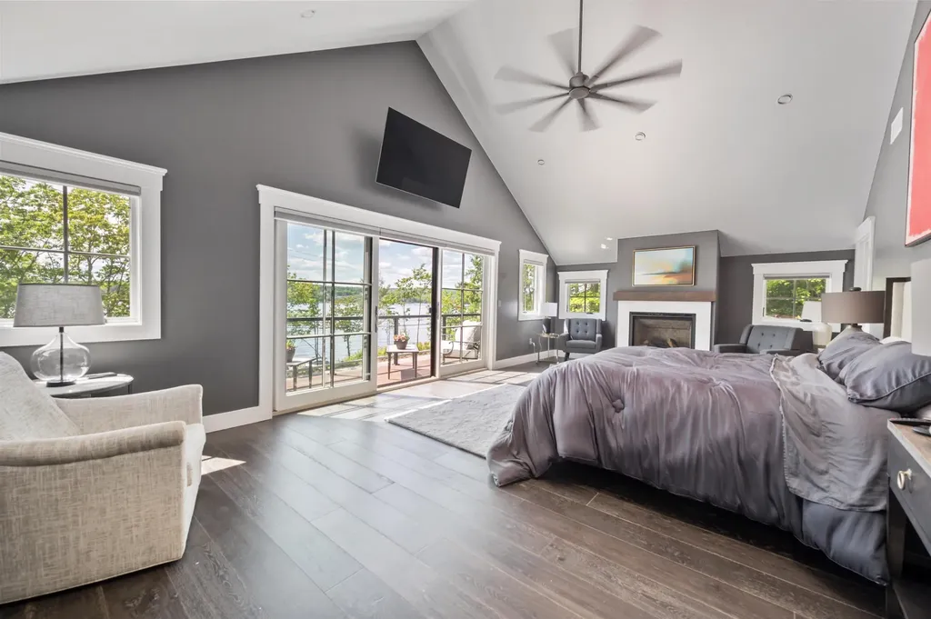 5 Michaels Way Laconia NH 03246