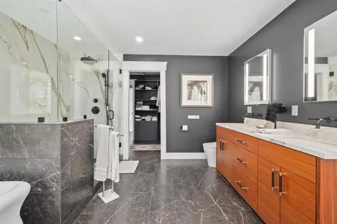 5 Michaels Way Laconia NH 03246