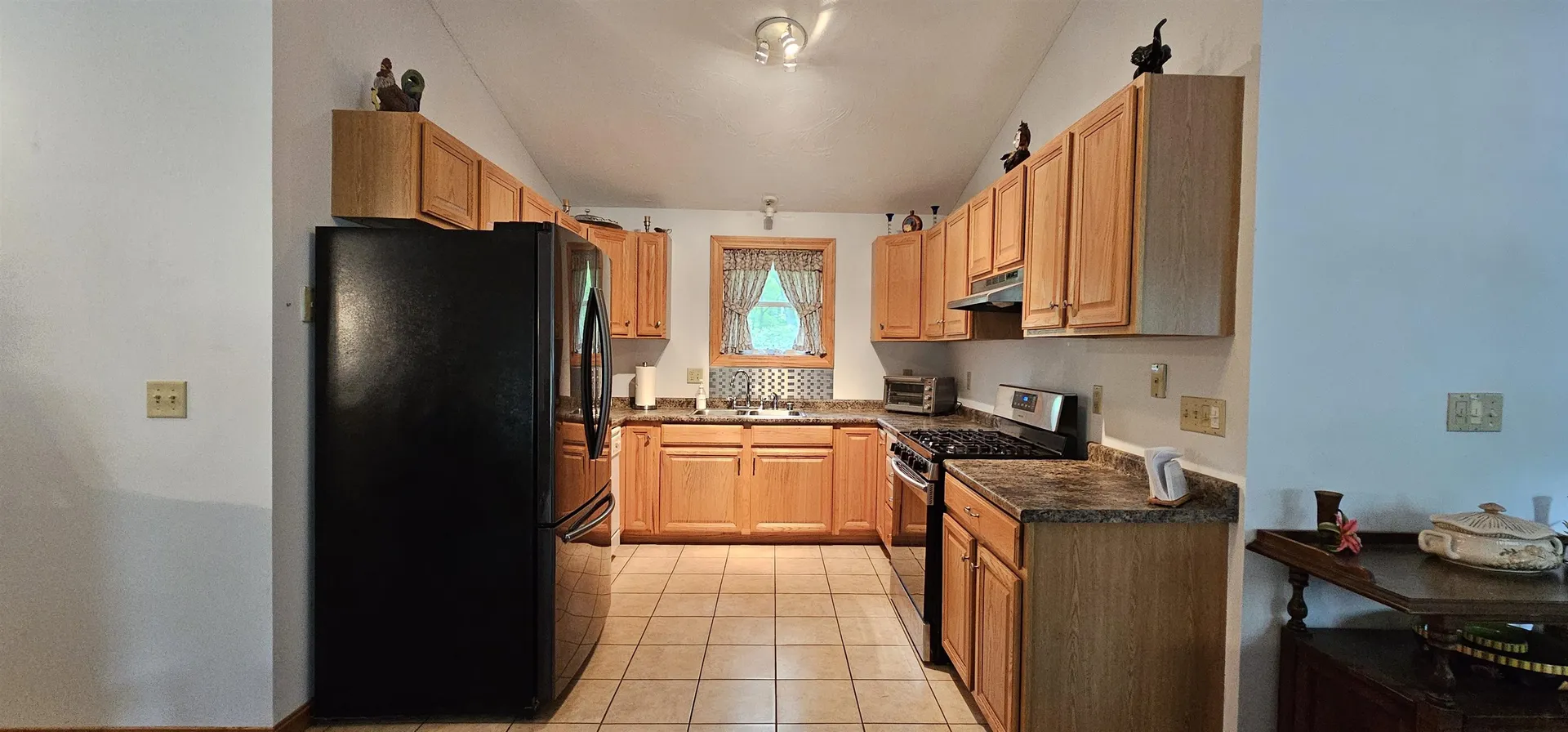 13 North Shore Drive Barnstead NH 03225-3353