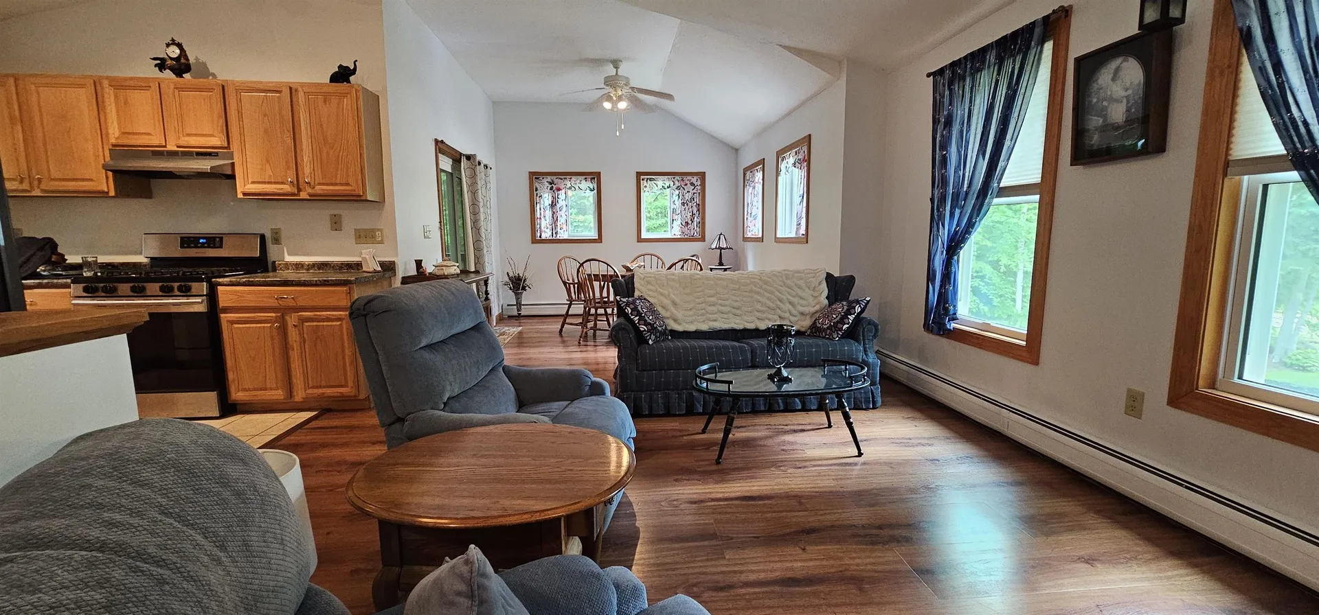 13 North Shore Drive Barnstead NH 03225-3353