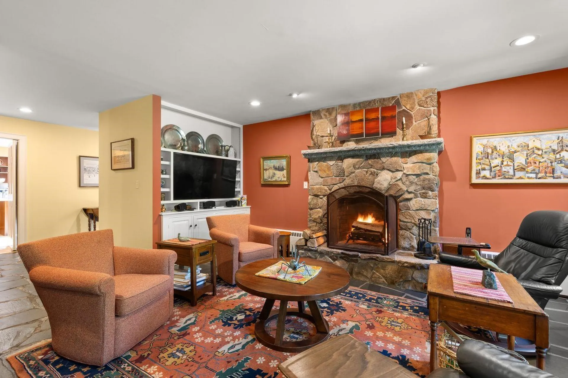 27 Lee Farm Road Hancock NH 03449