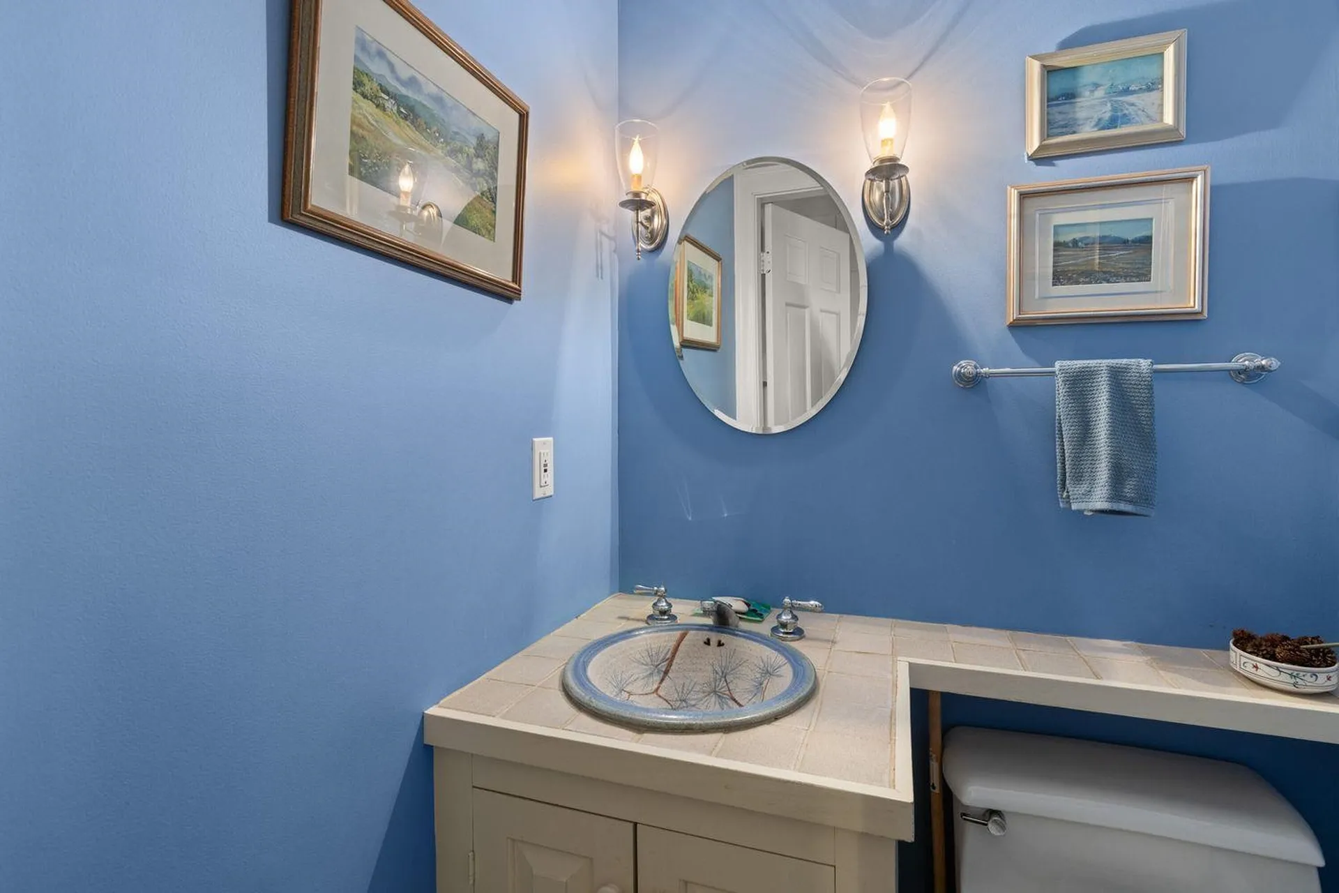 27 Lee Farm Road Hancock NH 03449