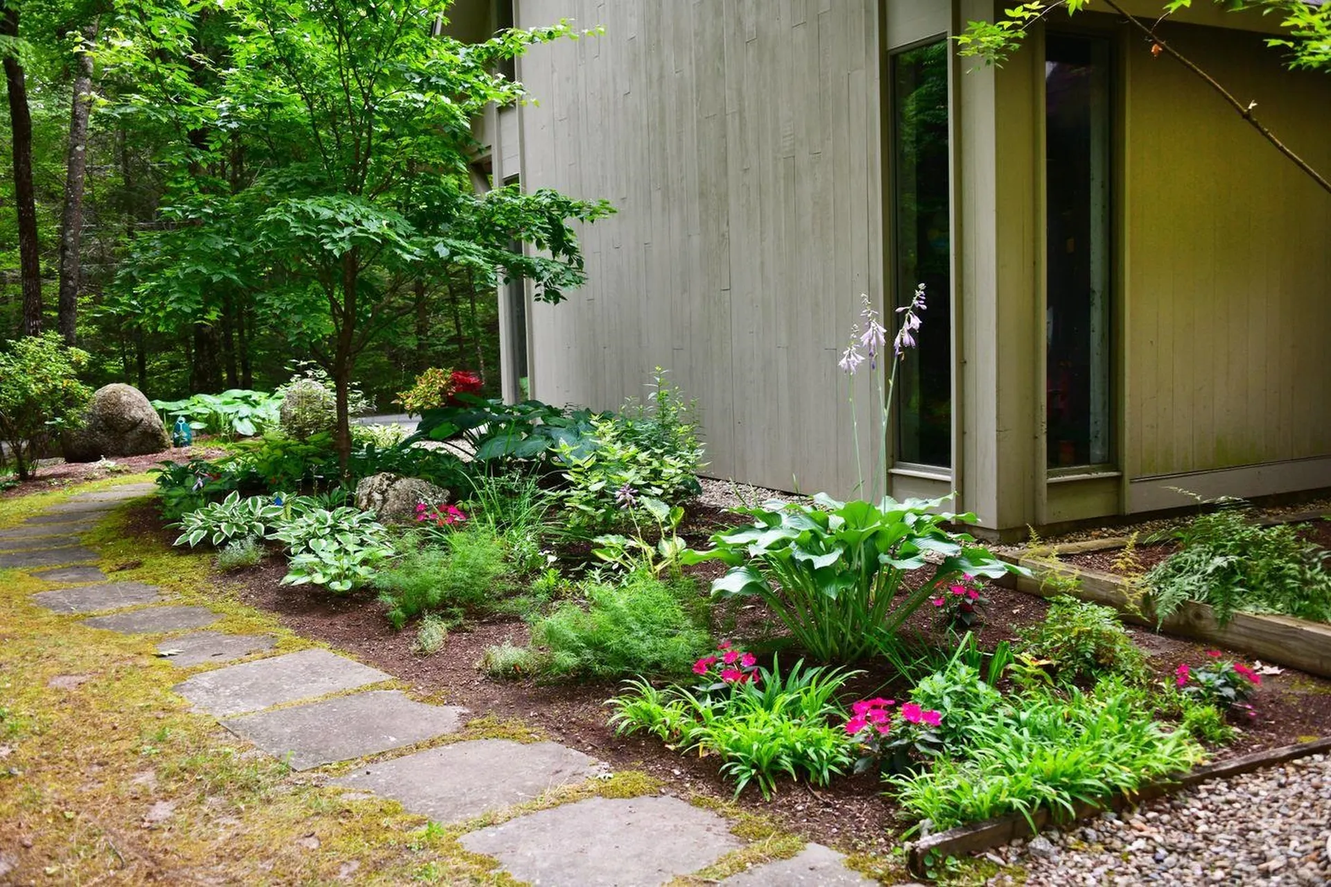 27 Lee Farm Road Hancock NH 03449