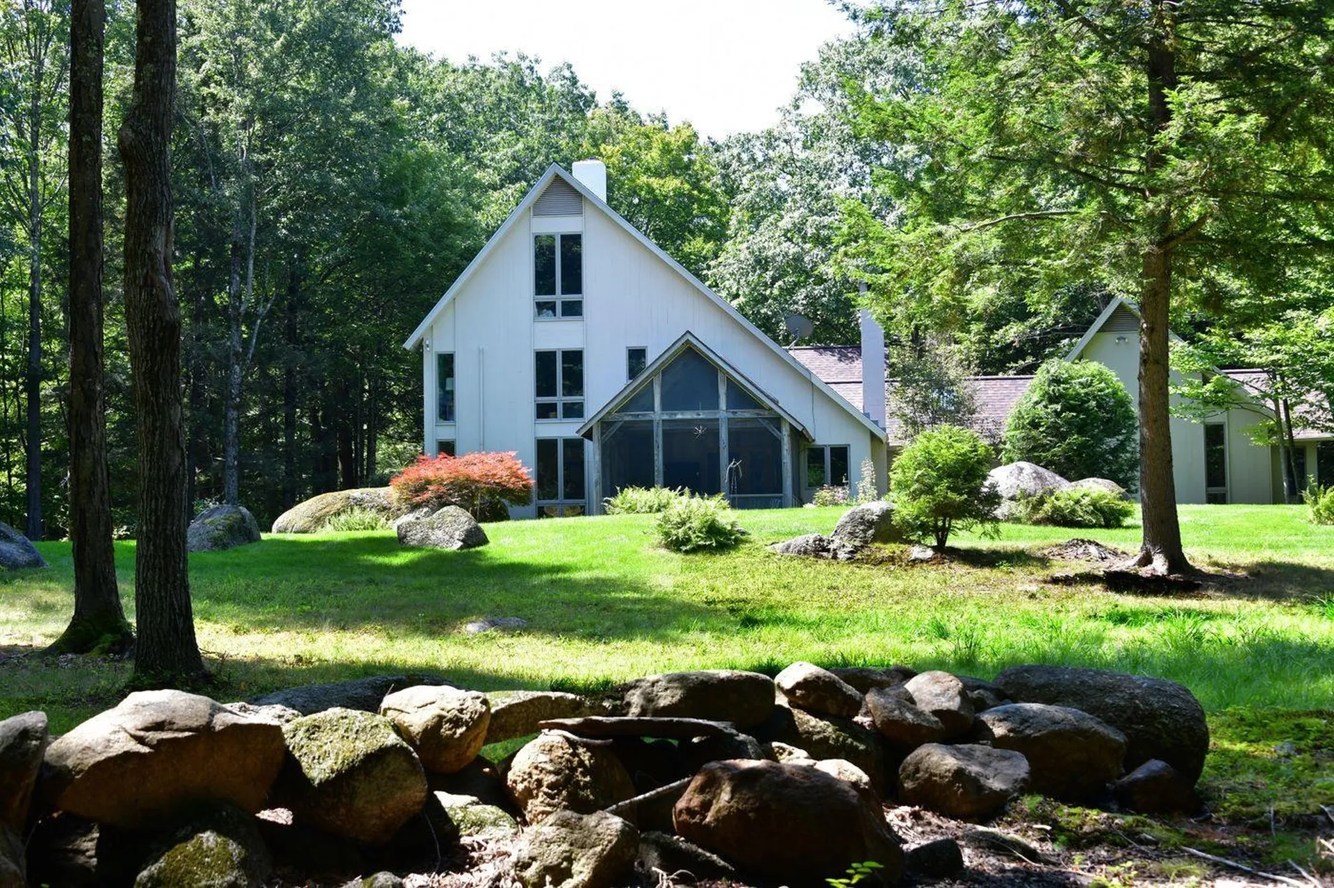 27 Lee Farm Road Hancock NH 03449