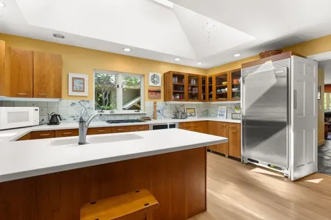 27 Lee Farm Road Hancock NH 03449