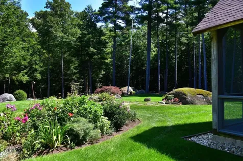 27 Lee Farm Road Hancock NH 03449