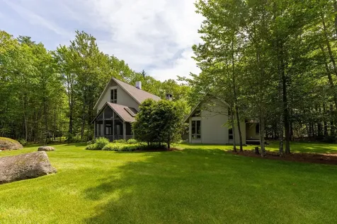 27 Lee Farm Road Hancock NH 03449