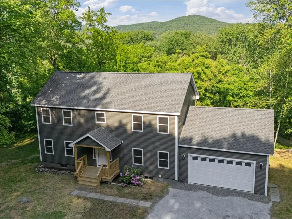 1061 Johnnie Brook Road Richmond VT 05477
