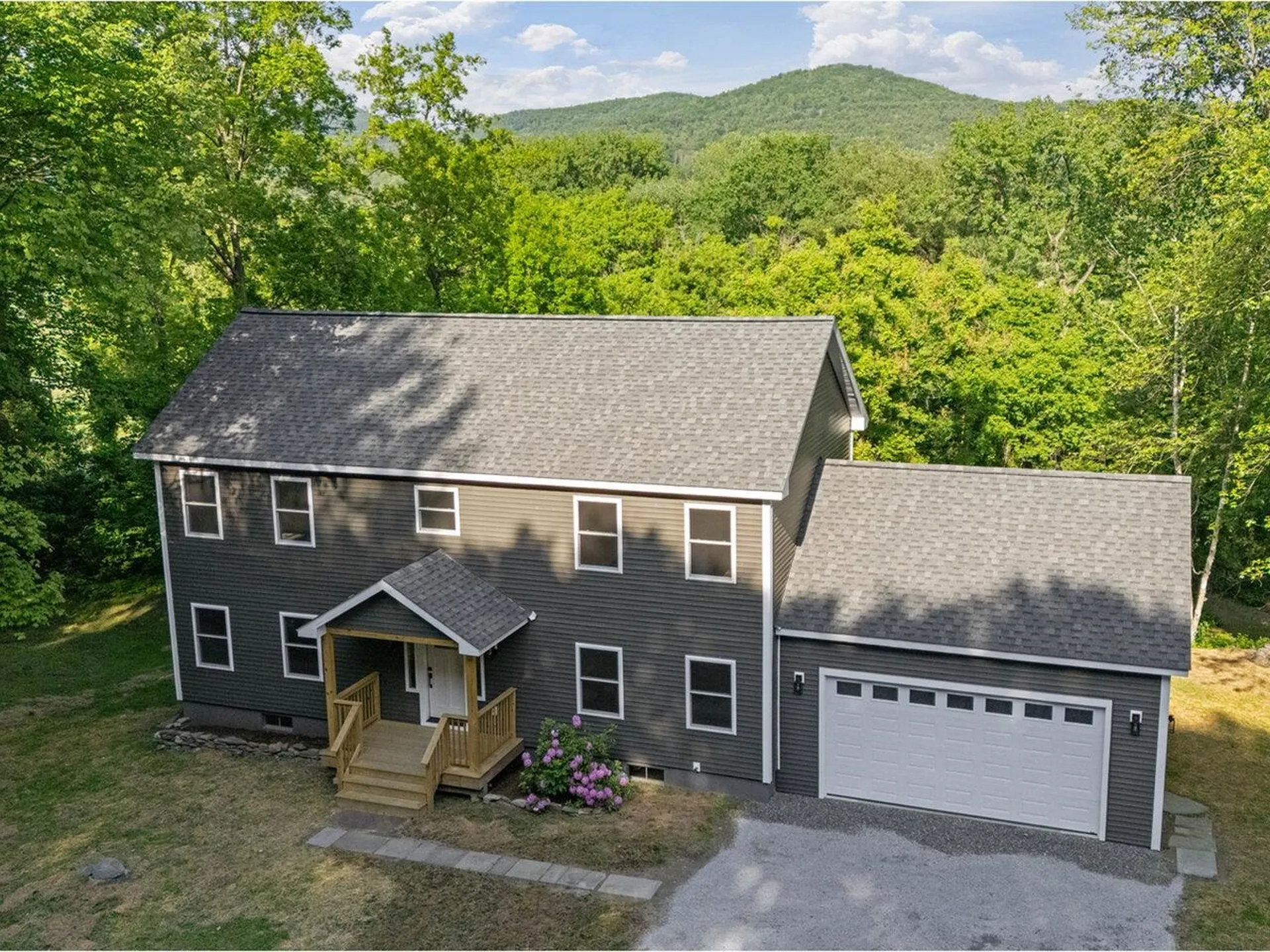 1061 Johnnie Brook Road Richmond VT 05477