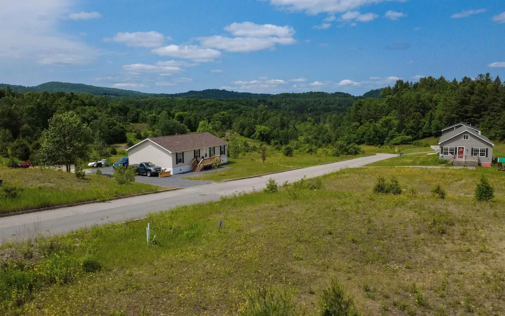 000 Deer Creek Lane St. Johnsbury VT 05819