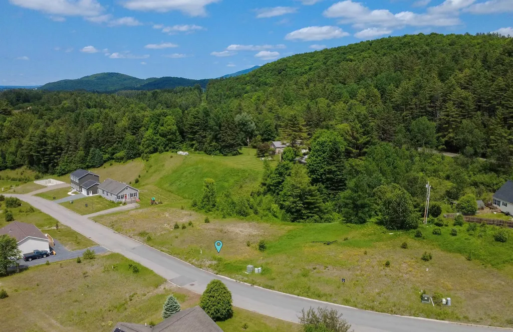 000 Deer Creek Lane St. Johnsbury VT 05819