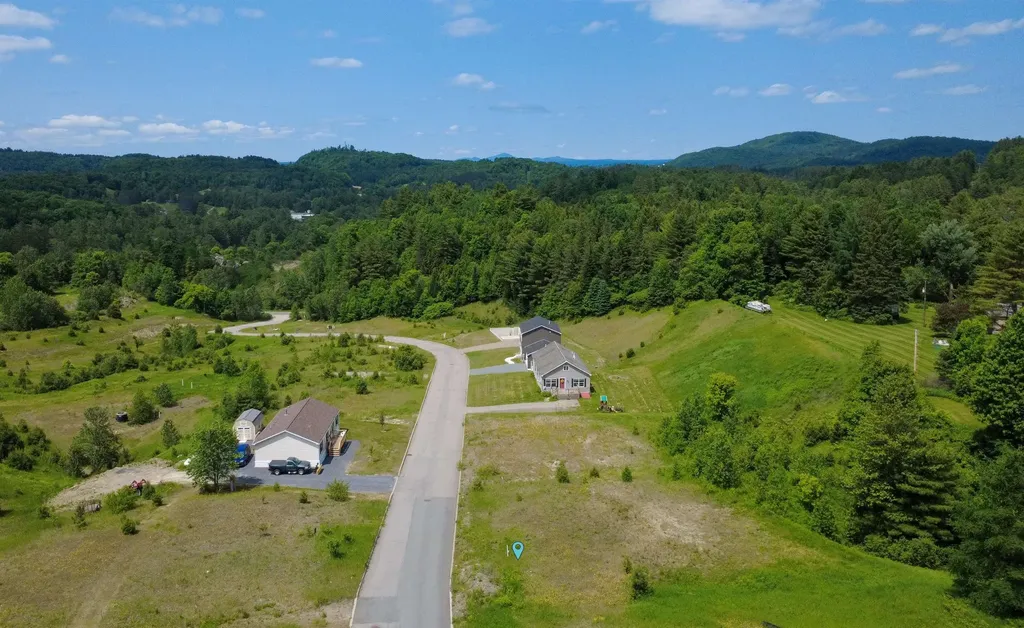 000 Deer Creek Lane St. Johnsbury VT 05819