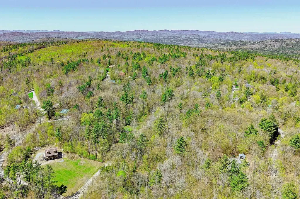 Lot 204-101 Haverhill Lane Haverhill NH 03785