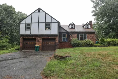 63 Mill Road Kingston NH 03848