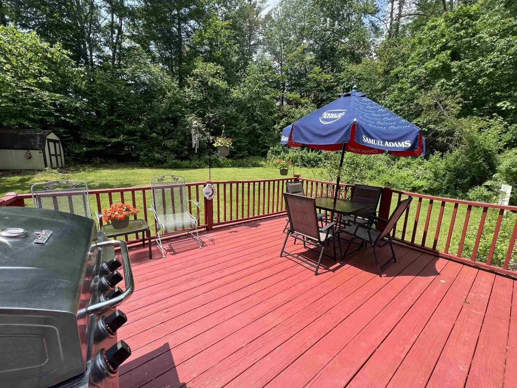 30 Winter Road Hillsborough NH 03244