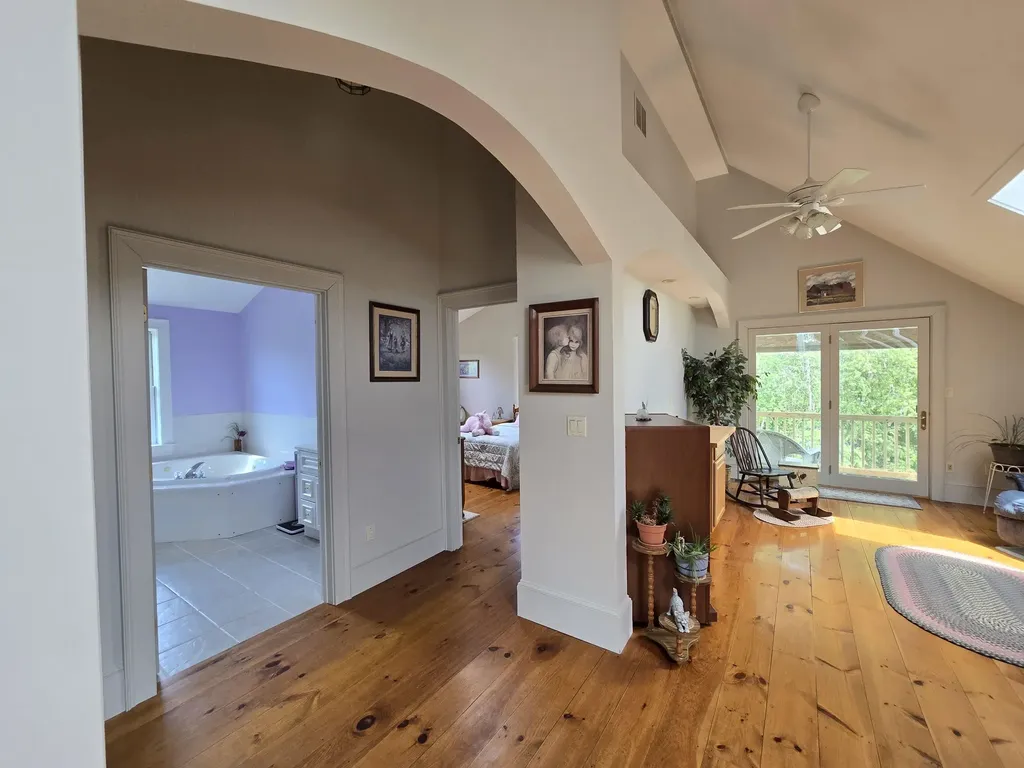 564 Main Street Fremont NH 03044